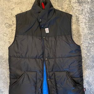 Topo Designs Men's vest. Medium. Black.